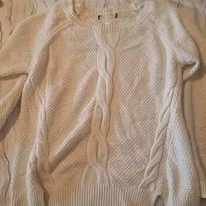 No brand nice white sweater with buttons